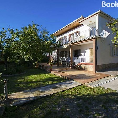 스타리그라드 파클레니차 Apartamani Katarina Vl.Ilija Jusup 아파트 외부 사진