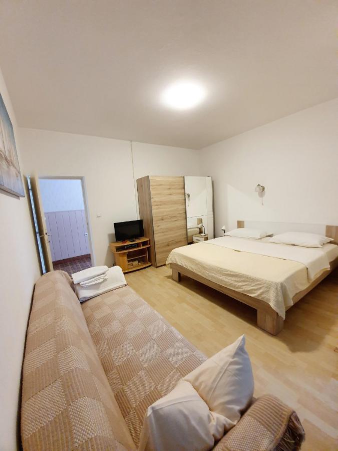 스타리그라드 파클레니차 Apartamani Katarina Vl.Ilija Jusup 아파트 외부 사진
